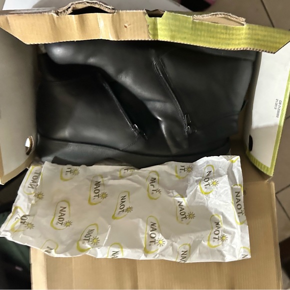 Meet your Posher, Najah - Picture 8 of 16